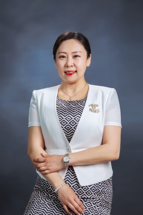陈明霞.jpg